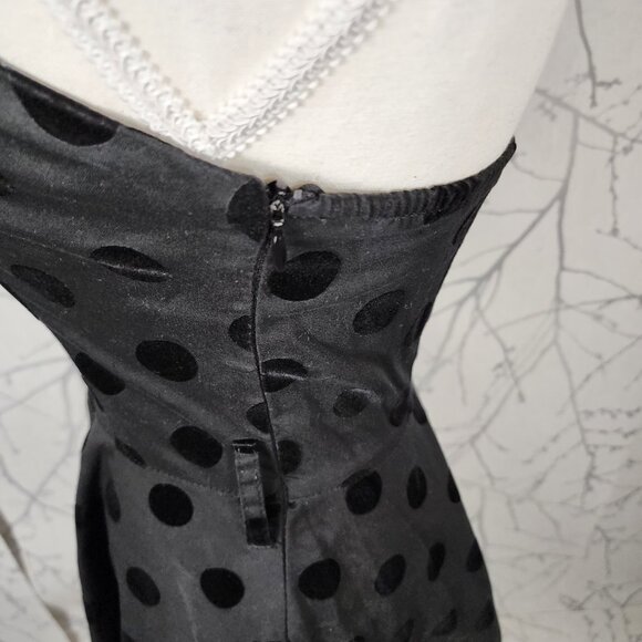 Hearts & Roses Black Velvet Polkadot Fit & Flare Halter Dress - Picture 3 of 7